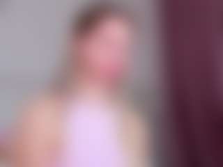 Live cam show with Er1ka - Athletic on WildCum