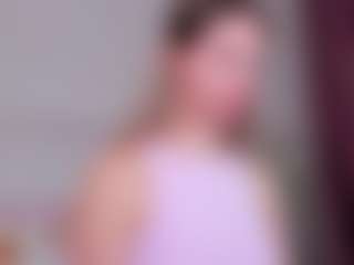Live cam show with Er1ka - Small Ass on WildCum