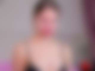 Live cam show with Er1ka - Shaved on Camsoda