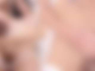 Live cam show with Camilayisabella - Fake Tits on CamSextacy