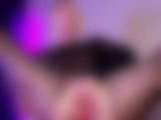 SonyaKreez's Live Sex Cam Show