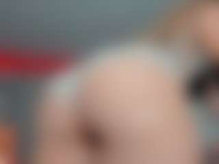 Live cam show with yellowranger1 - Athletic on friskycurves.com