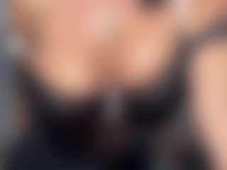 Live cam show with JennySecret - Control on fapnchat