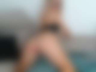 Elina's Live Sex Cam Show