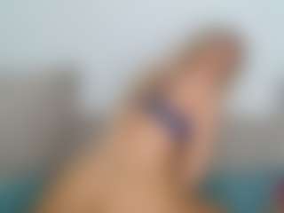 Show Live Sex Cam Elina