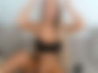 Elinas Live-Sex-Cam-Show