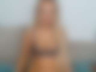 Show Live Sex Cam Elina