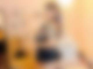 Live cam show with CharlotteFlorence - Hairy Pussy MILF on hornycams.live