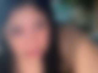 MelanieFawker MILF webcam performer live streaming