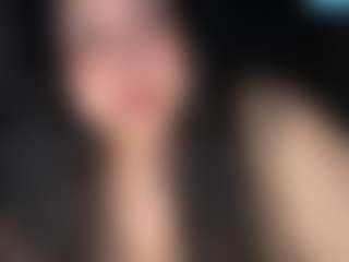 Live cam show with MelanieFawker - Thong on liverealitysex.com