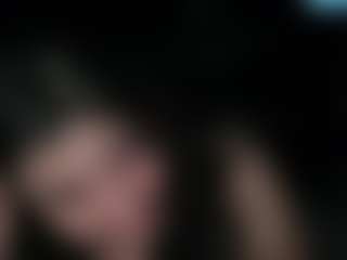 Live cam show with MelanieFawker - Brown Eyes on Camming Site