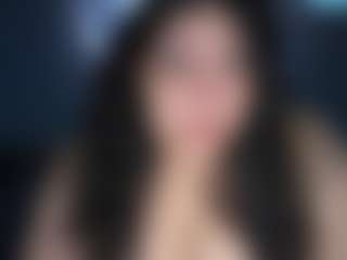 Live cam show with MelanieFawker - Bikini on AdultVida.com