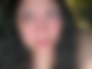 MelanieFawker MILF webcam performer live streaming