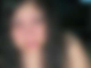 Live cam show with MelanieFawker - Glasses on CamwithHer
