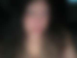 Live cam show with MelanieFawker - Glasses on Free Soda