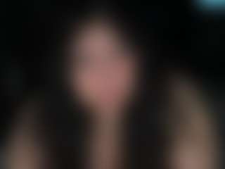 Live cam show with MelanieFawker - Flashing on eurowanks.com