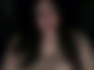 MelanieFawker MILF webcam performer live streaming