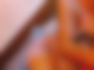 Live cam show with NoraNoir - Pornstar Cum on Dolls Live
