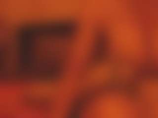 Live cam show with NoraNoir - Blonde Hair on sexylive.show