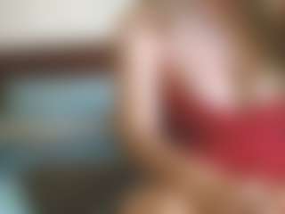 Live cam show with NoraNoir - Pornstar Shaved Pussy on Hubzter Live