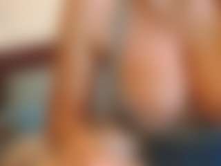 Show de cam en vivo con NoraNoir - Gamer Pornstar en Camsoda