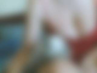 Live cam show with NoraNoir - Gamer Pornstar on madthumbs