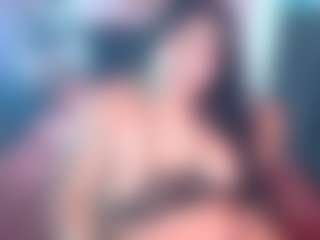 Live cam show with Sexy_Samantha - Bald on TeamSkeetLive