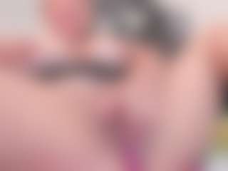 Live cam show with Dolly-bm - Big Nipples on PervPlay.com