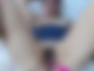 Live cam show with samantrak-love - Middle Aged on Camsoda