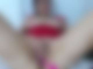 Live cam show with samantrak-love - Middle Aged on Camsoda