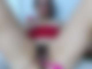 samantrak-love MILF webcam performer live streaming