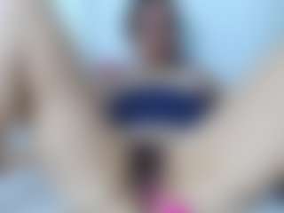 Live cam show with samantrak-love - Middle Aged on Big Tits