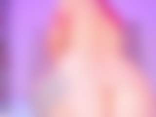 Live cam show with EmmaSwift - Deepthroat on Camsoda