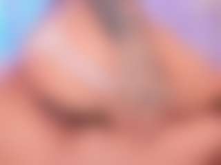 Live cam show with ohyesly - Strapon on crypto-cams