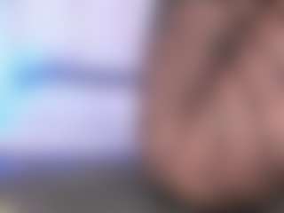 Live cam show with ohyesly - Strapon on CamClone