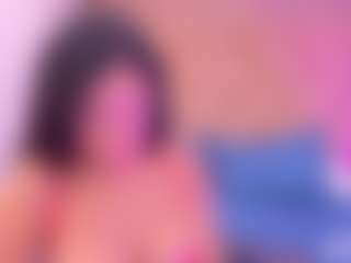 Live cam show with thaliahall1 - Black Dildo on CamClone