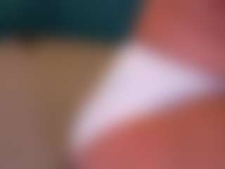 Live cam show with Cataleya - Brown Hair MILF on Camsoda