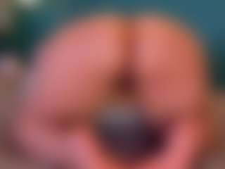 Cataleya MILF webcam performer live streaming