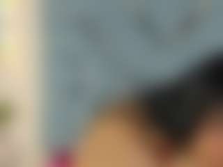 Live cam show with Lucci Porter - Facial Piercings on Gym Cam Girls