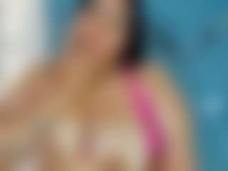 Live cam show with Luccia Porter - Spank on Soda Cam