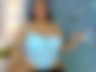 Live cam show with Luccia Porter - Smoking on madthumbs