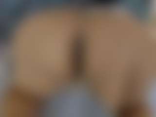 Live cam show with Luccia Porter - Ass Bouncing on Camsoda