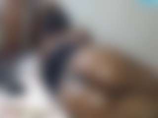 queenloovee's Live Sex Cam Show