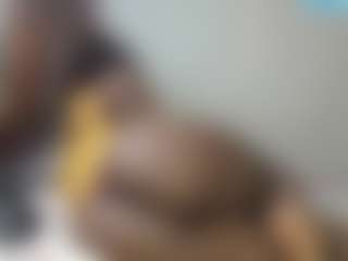 queenloovee's Live Sex Cam Show