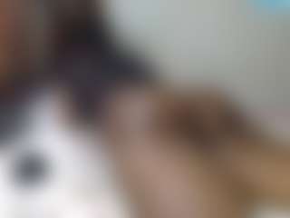 queenloovee's Live Sex Cam Show