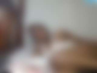 queenloovee's Live Sex Cam Show