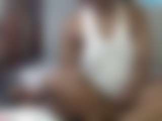 queenloovee's Live Sex Cam Show