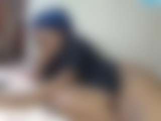 queenloovee's Live Sex Cam Show
