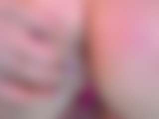 Live cam show with Hanna Byron - Grey Eyes on Camsoda