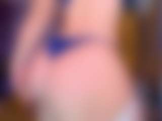Live cam show with Hanna Byron - Grey Eyes on Camsoda